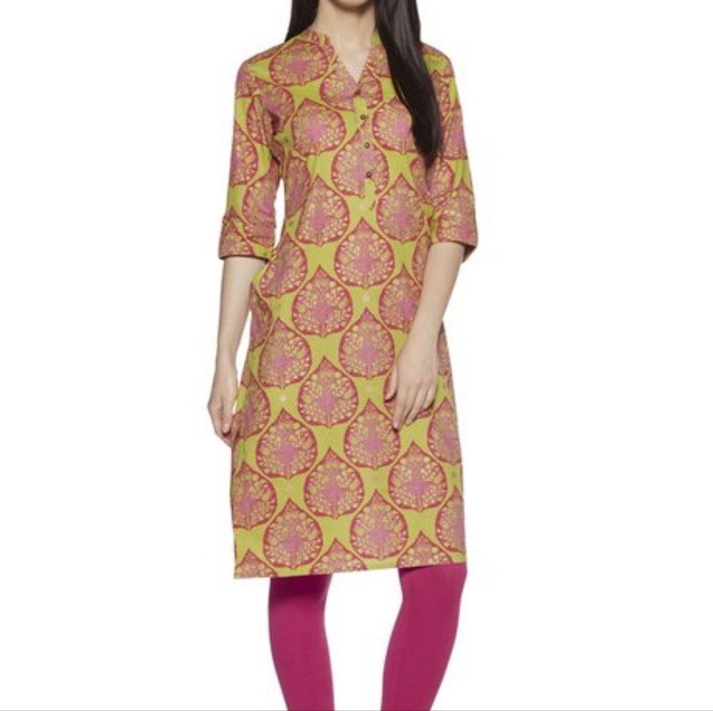 Utsa by Westside Lime Leaf Print Quarter Buttoned Straight Kurta Tunic Top M